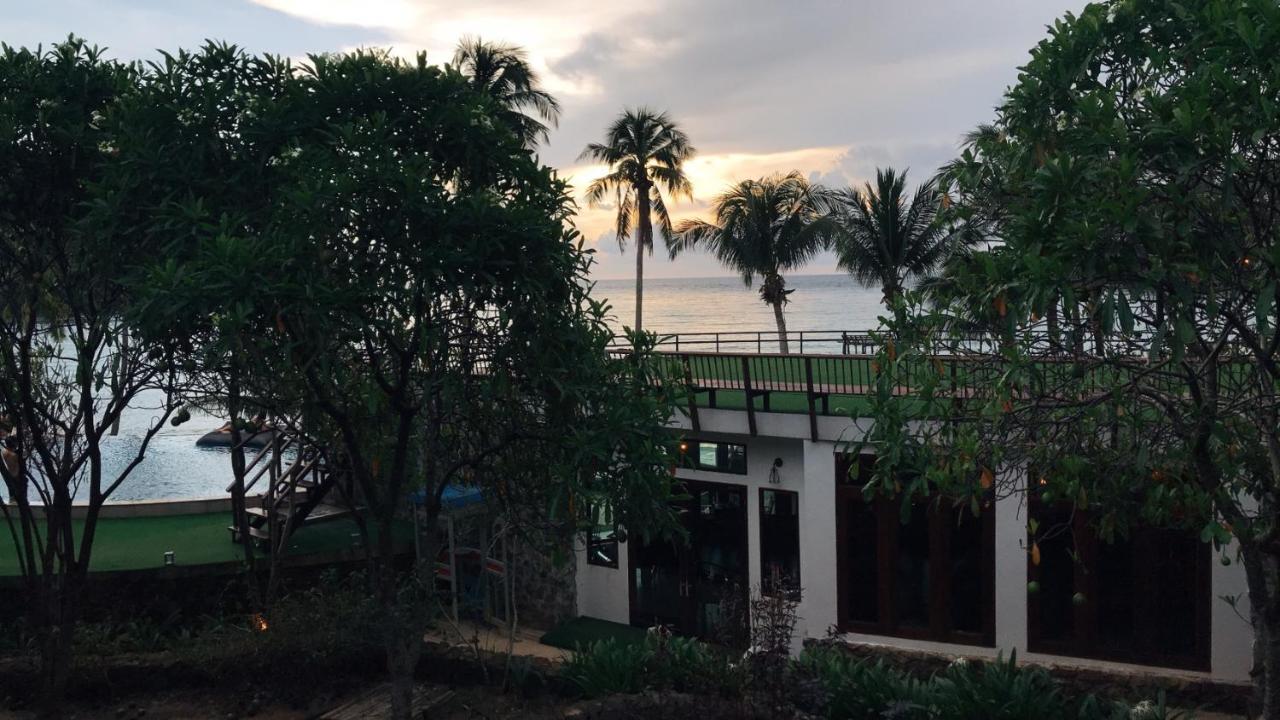 狗骨岛向海度假酒店 Ko Kut 外观 照片